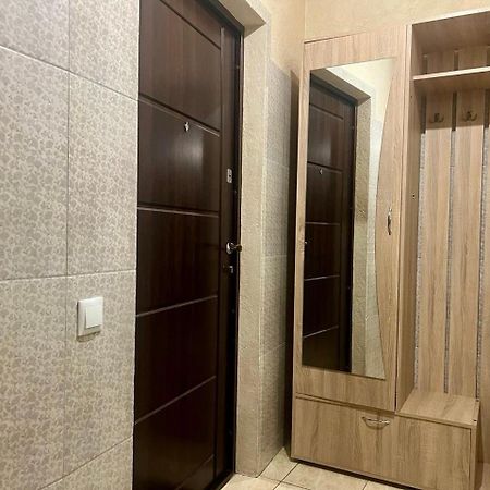 Studio Apartment Metro Pechersk Киев Экстерьер фото