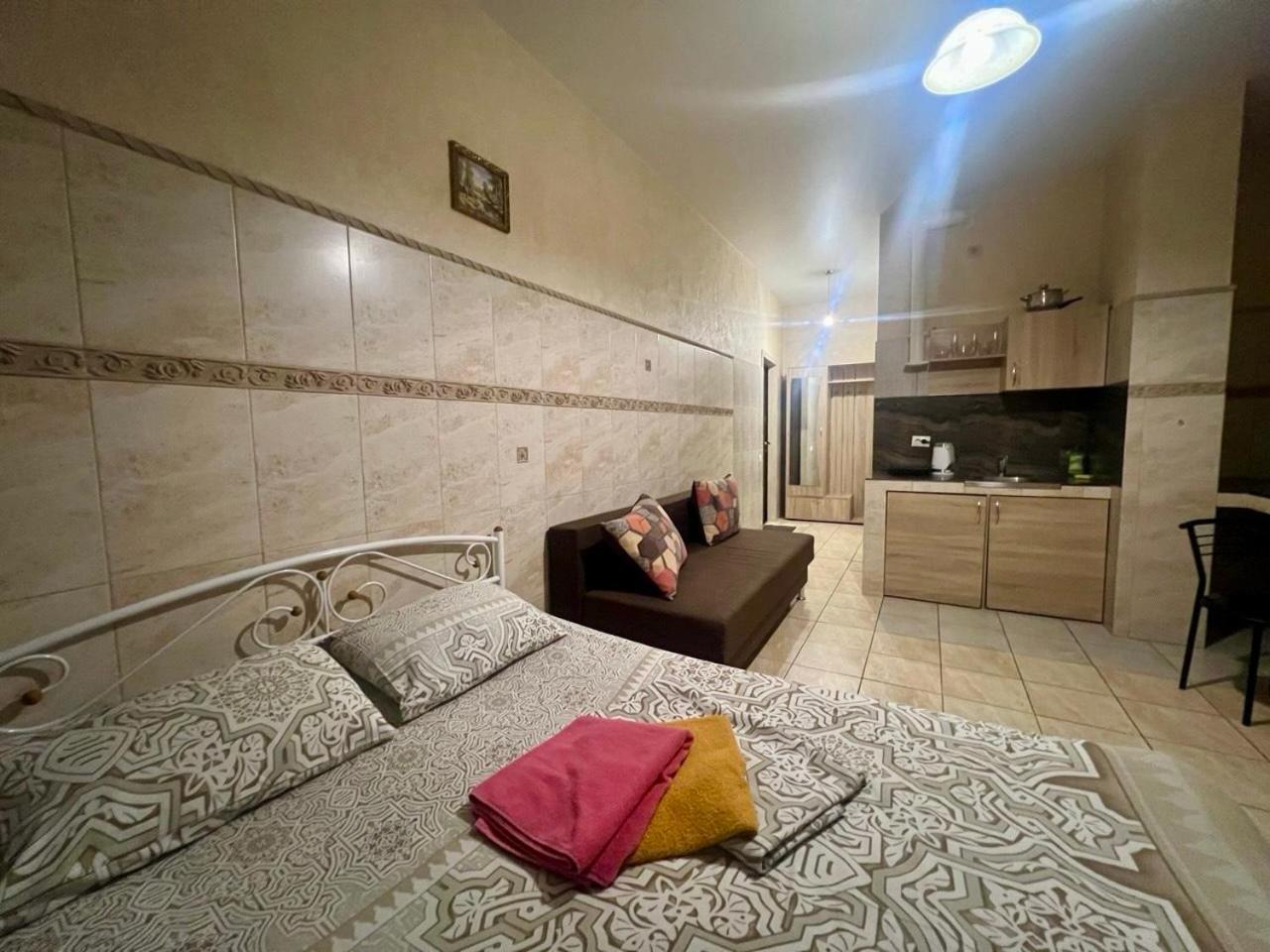 Studio Apartment Metro Pechersk Киев Экстерьер фото